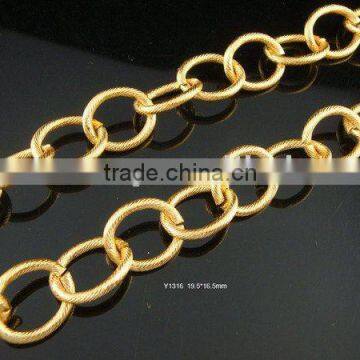 Fashion shoe chains,gold color, iron material