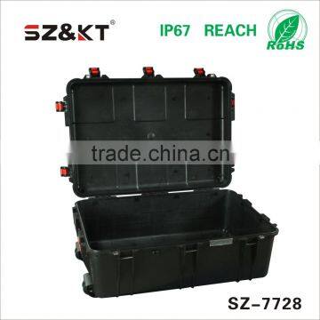 High Quality Plastic Carrying Case With Wheels photo-2