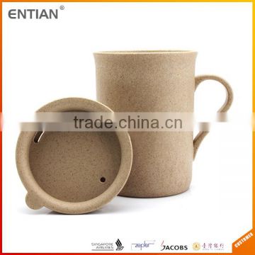 Wheat straw and plastic water cup with cover