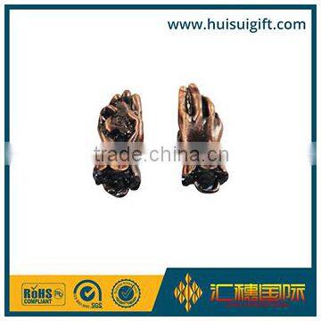 wholesale promotional fashionable imitation hard enamel glitter badge
