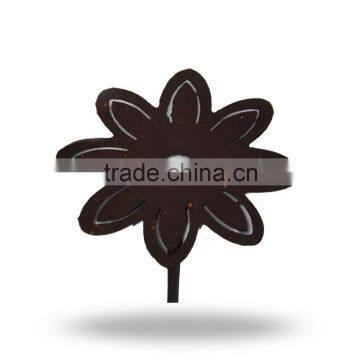 Iron Finish Flowert Planter Stick