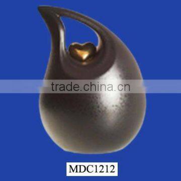 ceramic keepsake urn
