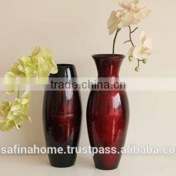 Round colored lacquer flower vase
