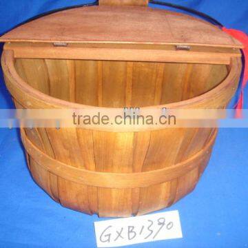 Wood chip storage basket box with lid