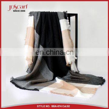 In stock wholesale for women 130*130 square warm winter scarf