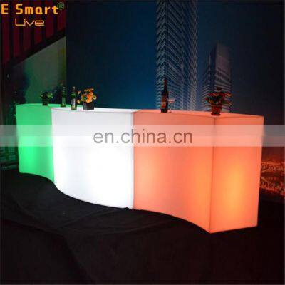 2021 New Design Mostrador Tienda Artificial Plastic Illuminated Led Restaurant Cafe Pub Wine Bar Tables Wave Round Bar Counter