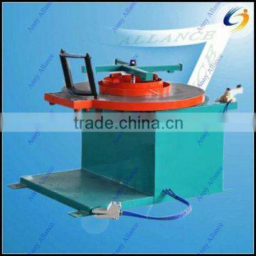 Truck tire load and unload machine for tire retreading factory