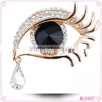 2016 Luxury Fashion Big Crystal Eyes Shape Brooches For Women Dress