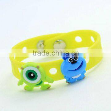 cheap bracelet adjustable silicone wristband with charm