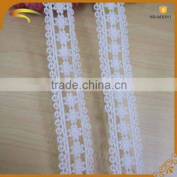 custom wholesale garment accessories white guipure dress polyester lace trim