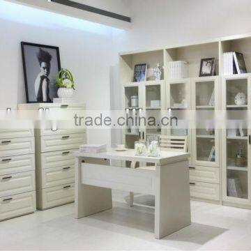 Modern white desk set