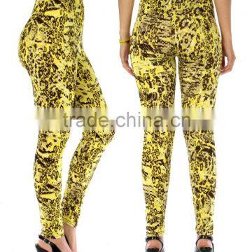 Wholesale Leggings Suppliers , Active Wear, Gym Wear, Yoga Wear, Fitness Wear, Compression Wear, Cosh International