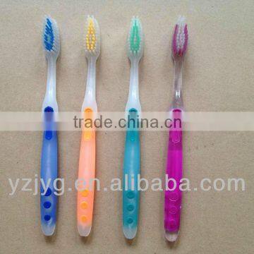 2013 New Design Toothbrush