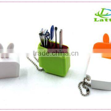 2016 Hot sale manicure set nail clipper &pedicure set with high qualiry and cheap price