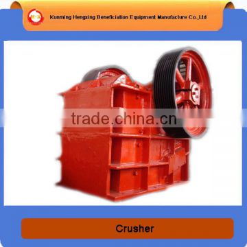 With merits of large reduction ratio stone jaw crusher