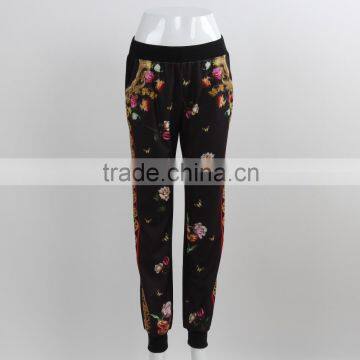 F5W30059 Floral Knit Pants