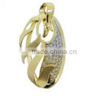 QP041 18k gold pendant