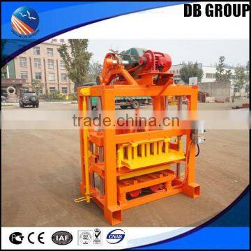 China 20 Years Old Factory Hand Press Brick Making Machine QTJ4-40