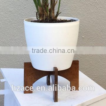 Miniatre wooden rack for flower stand