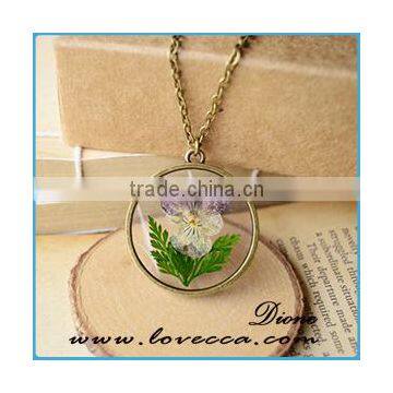 Charming Jewelry Styles Round Shape Real Dried Flower Pendant Necklace photo-2