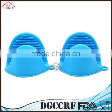 NBRSC High Quality Heat Resistant Mini Cooking Pinch Mitts Silicone Gloves Pot Holder photo-3