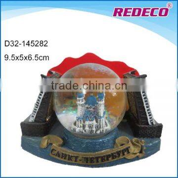 Resin customized water globe as souvenir