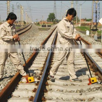 Hydraulic lifting lining machine for railroad