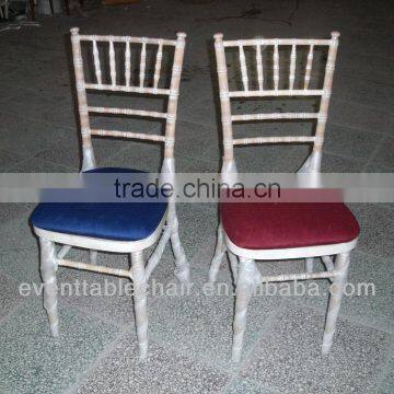 Hot Sale Stackable UK Style Beech Wood Banqueting Limewash Chiavari Chair photo-2