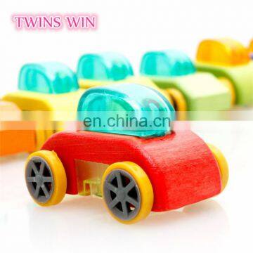 Alibaba wholesale kawaii stationery cartoon mini car manual pencil sharpener for children novelty pencil sharpeners