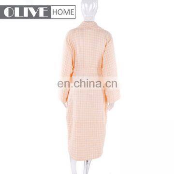 2018 Spring New 100 Cotton Quilted Yarn Dyed Waffle Bathrobes Women Wholesale Hotel Bathrobe photo-2