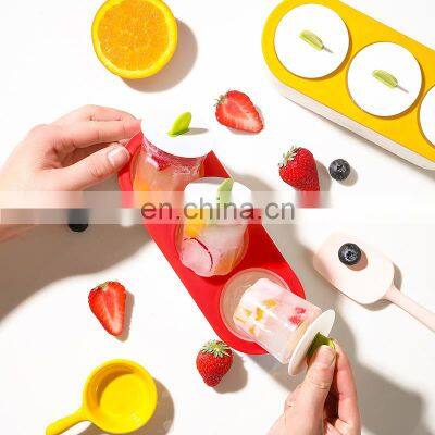 Manufacturing Sale Vertical Stick Solid Plastic Portable Small Circle Tiny Ice Cube Tray