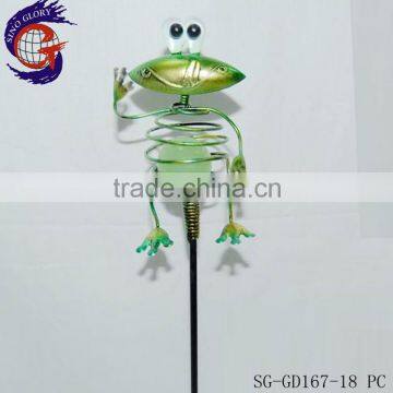 metal glow in dark frog stakes for garden decoration