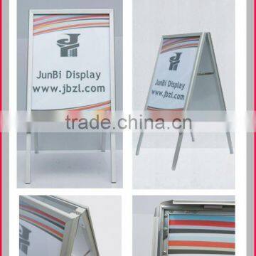 Poster A Stand
