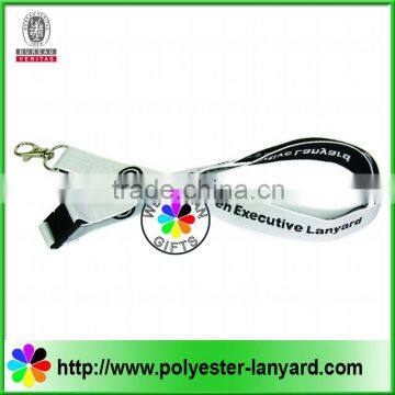 lanyards with pockets