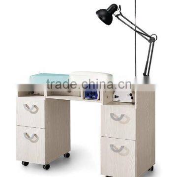 nail table with dust collector