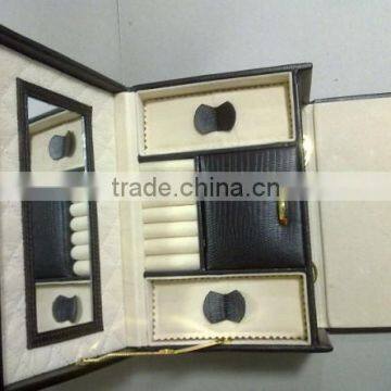 Cosmetic Box Packaging, Handle-type Foldable Cosmetic Gift Set Packaging Box photo-5