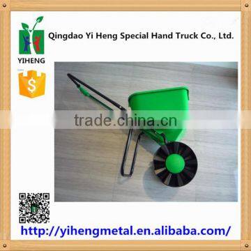 China New Arrival Manual Fertilizer Spreader