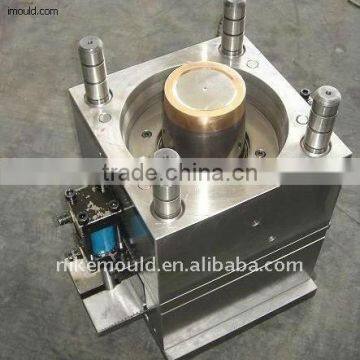 Taizhou Nike Moulding plastic bucket mould