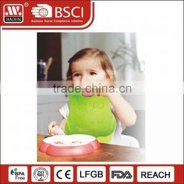 Factory price soft collapsible waterproof baby bib animal silicone baby bib