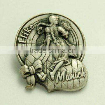 Zinc alloy pin badge
