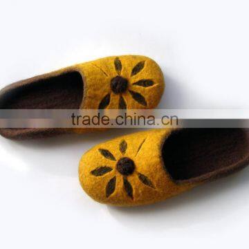 Best Selling Handmade Eco-friendly Felt Slippers