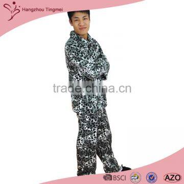Hot Selling Man Leopard Printed Pajamas Suit Made in China photo-2