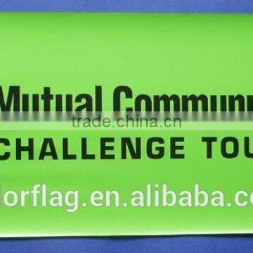 retractable hand scrolling banner