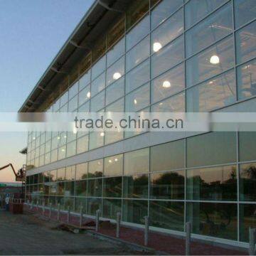 Frameless glass curtain wall