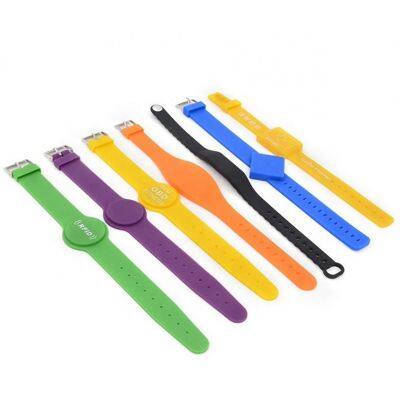 ISO14443A RFID Silikon-Slapper-Armband Klassik 4k NFC-Klick-Armb?nder