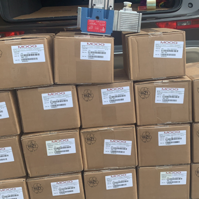 Moog Fast Control High Flow Efficiency Wide Operating Range Servo Valve D661-4651 photo-2