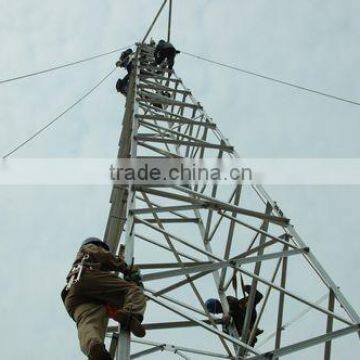 Microwave antenna guy mast and communication tower