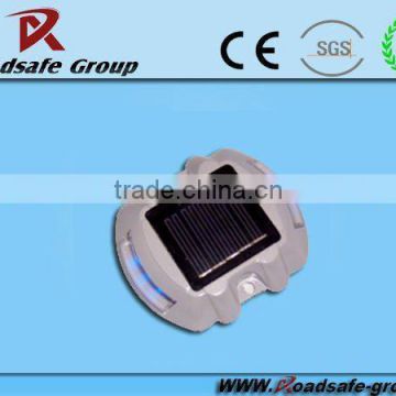 2015 hot sale colorful solar road stud with strong reflector