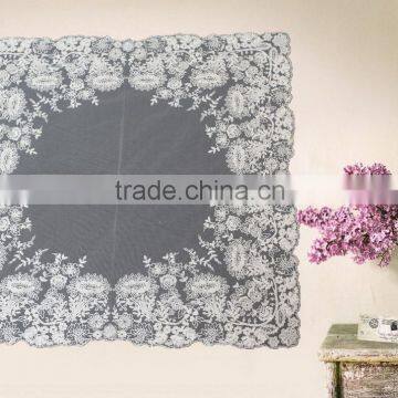 white designe embroidery lace handkerchief for decoration