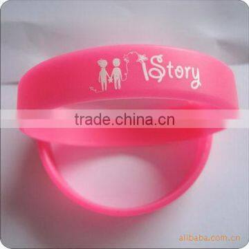 2014promotional advertisment bracelets wrist silicone bracelets